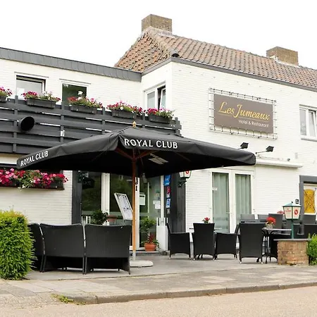Hotel Restaurant Les Jumeaux 3*