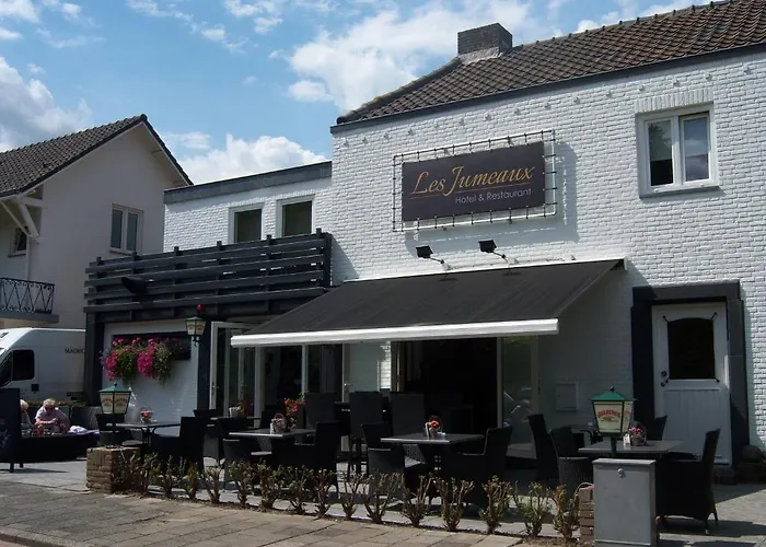 Restaurant Les Jumeaux ホテル グルペン